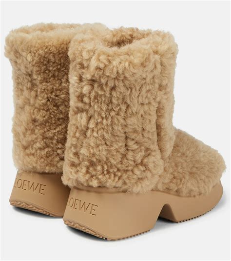 loewe shearling boots rep